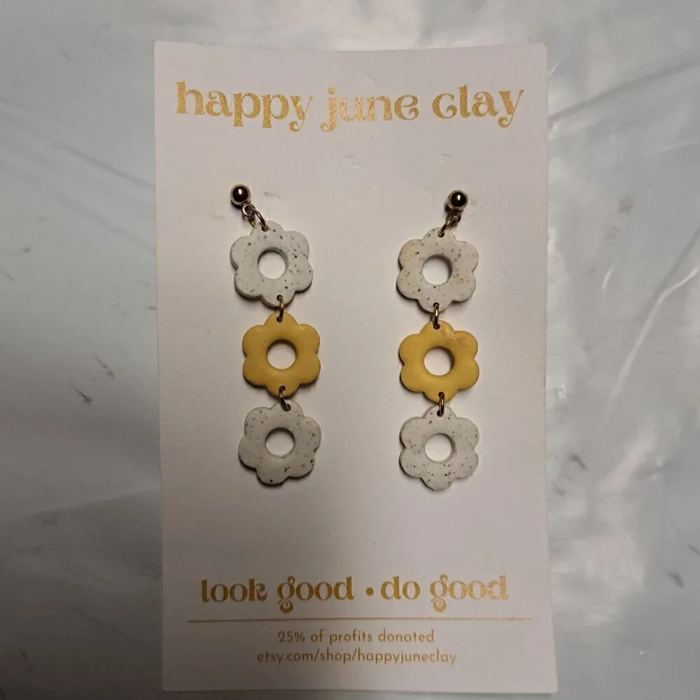 🧡NWT Happy June Floral Clay Earrings